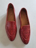 Damenschuhe Gr. 38,5 Leder gelocht, Rot, neuwertig