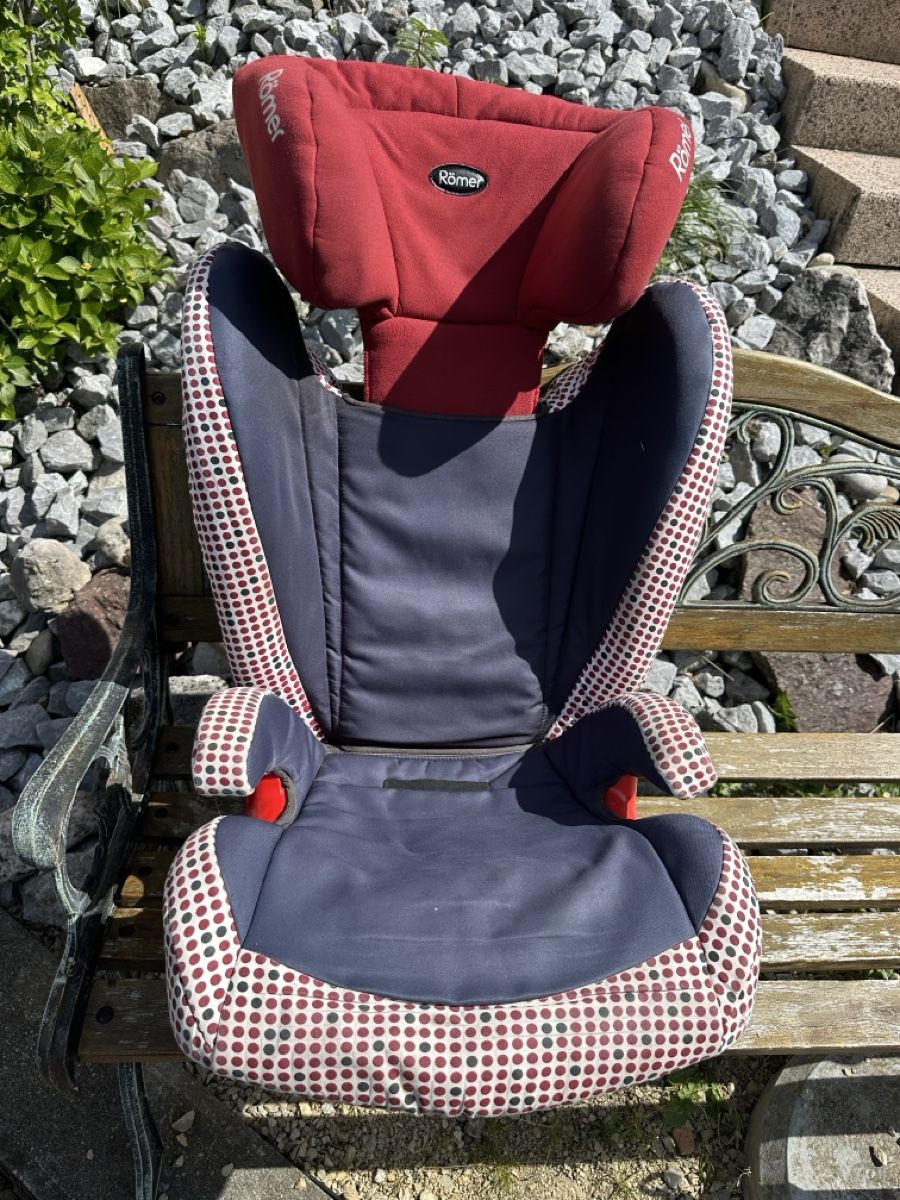 Britax Römer Seggiolini per auto: Römer Autositz Kindersitz zu verkaufen – Usato da Biberist venduto da JAM0110