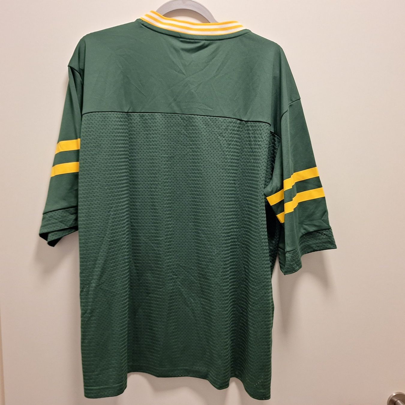 Canottiere & Pantaloni: New Era Rugbytrikot XL – Usato da Bellinzona venduto da LA-ropa-de-Juan 1