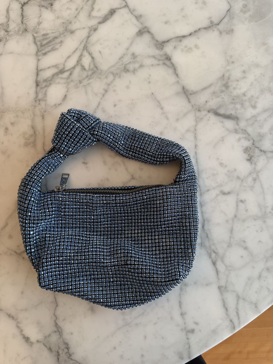 Taschen für Damen: Blaue Glitzertasche – Neu (gemäss Beschreibung) aus Dietlikon von lizz.yy 1