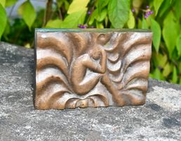 BRONZE - RELIEF Art Déco MASSIV „Wellenreiterin“ L15cm B10cm