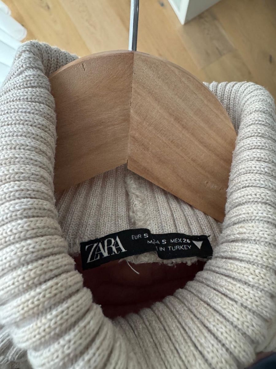 Maglioni & Felpe: Beige Pullunder mit Rollkragen grösse S – Usato da Zofingen venduto da ismail01a 3