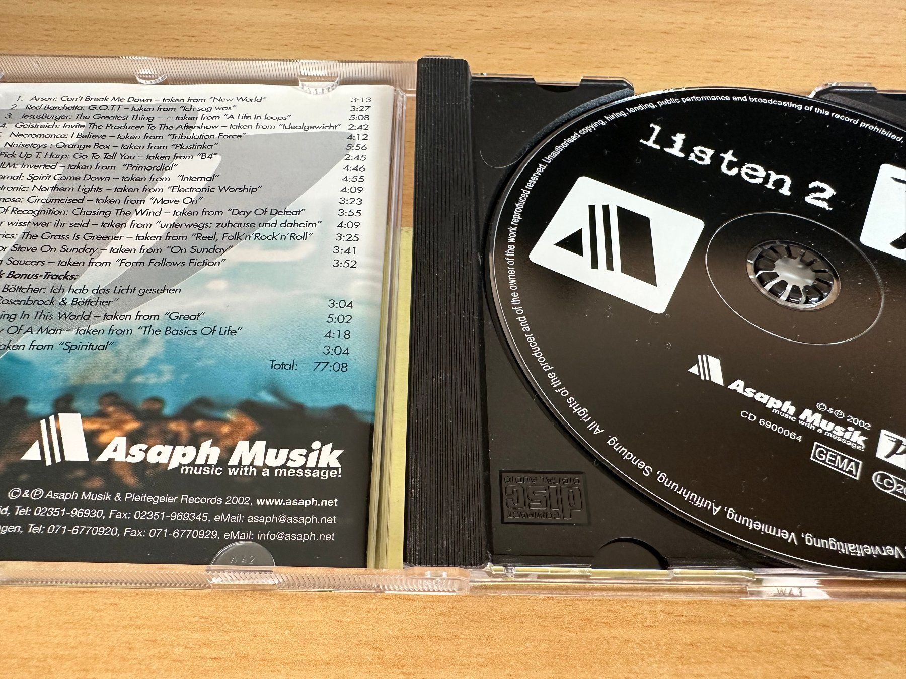 CDs: Various – Listen 2 – Gebraucht aus Rikon im Tösstal von Alpenmutz 2