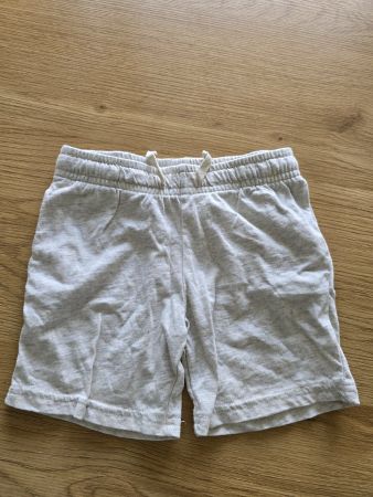 Kurze Trainerhose Gr 104 H&M