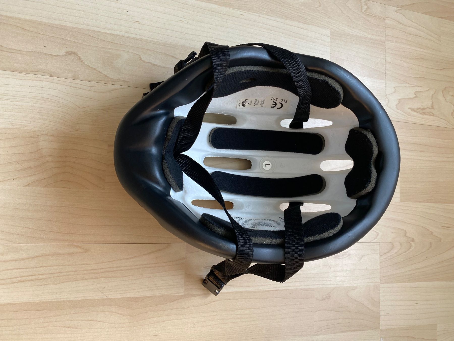 Helme: Velohelm – Gebraucht aus Oberrohrdorf von chilibiggi 1