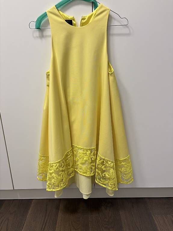 Robes: Vendo vestito Pinko – D'occasion à Soazza par afa_r6cx 1