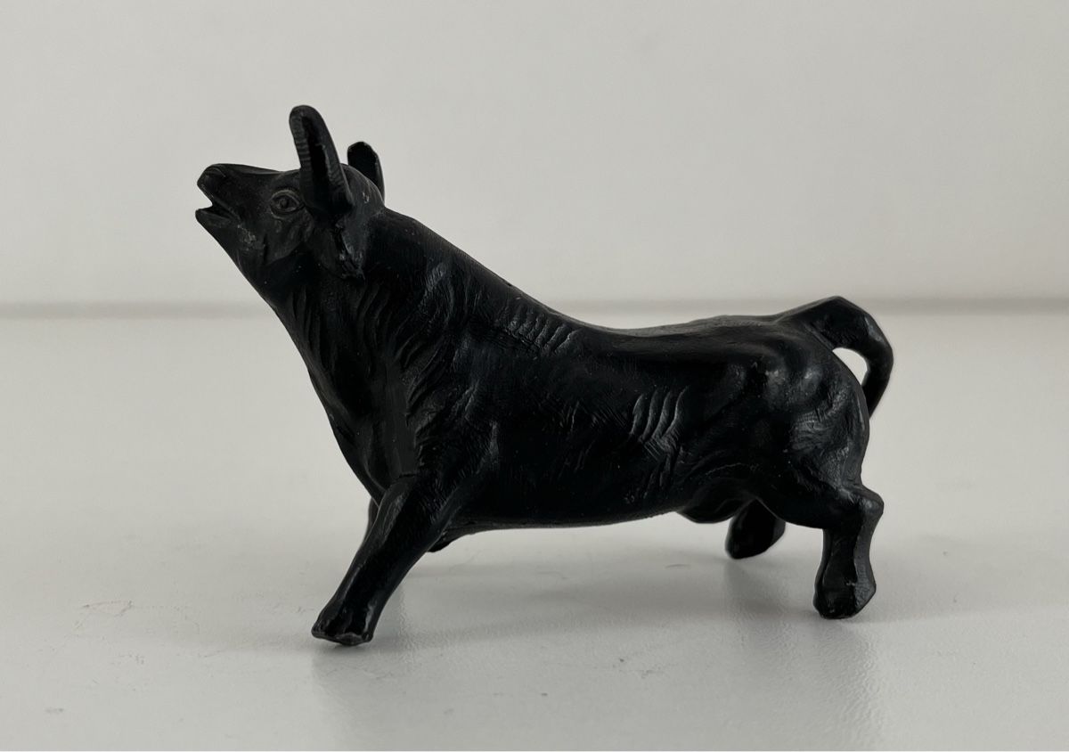 Skulpturen & Statuen: kleiner Stier aus Metall – Gebraucht aus Wetzikon ZH von seli03 1