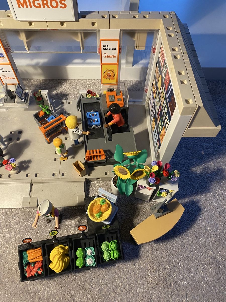 Playmobil Spielzeuge: Playmobil Komplettset Migros – Neu (gemäss Beschreibung) aus Schönenwerd von Jumbojack 1