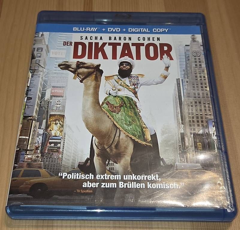 Alle DVDs: Der Diktator (2012) (Blu-ray + DVD) – Gebraucht aus Lenzburg von Djroc
