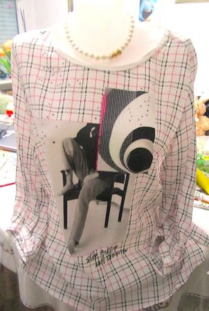 Tolle Viskose Bluse - Weiss mit Strass  40/42 TOP!