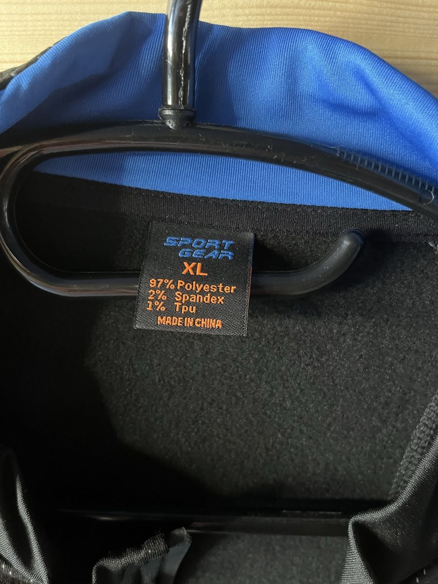 Giacche: Veste cycliste thermique – Nuovo (secondo la descrizione) da Fleurier venduto da Chadow7080 3
