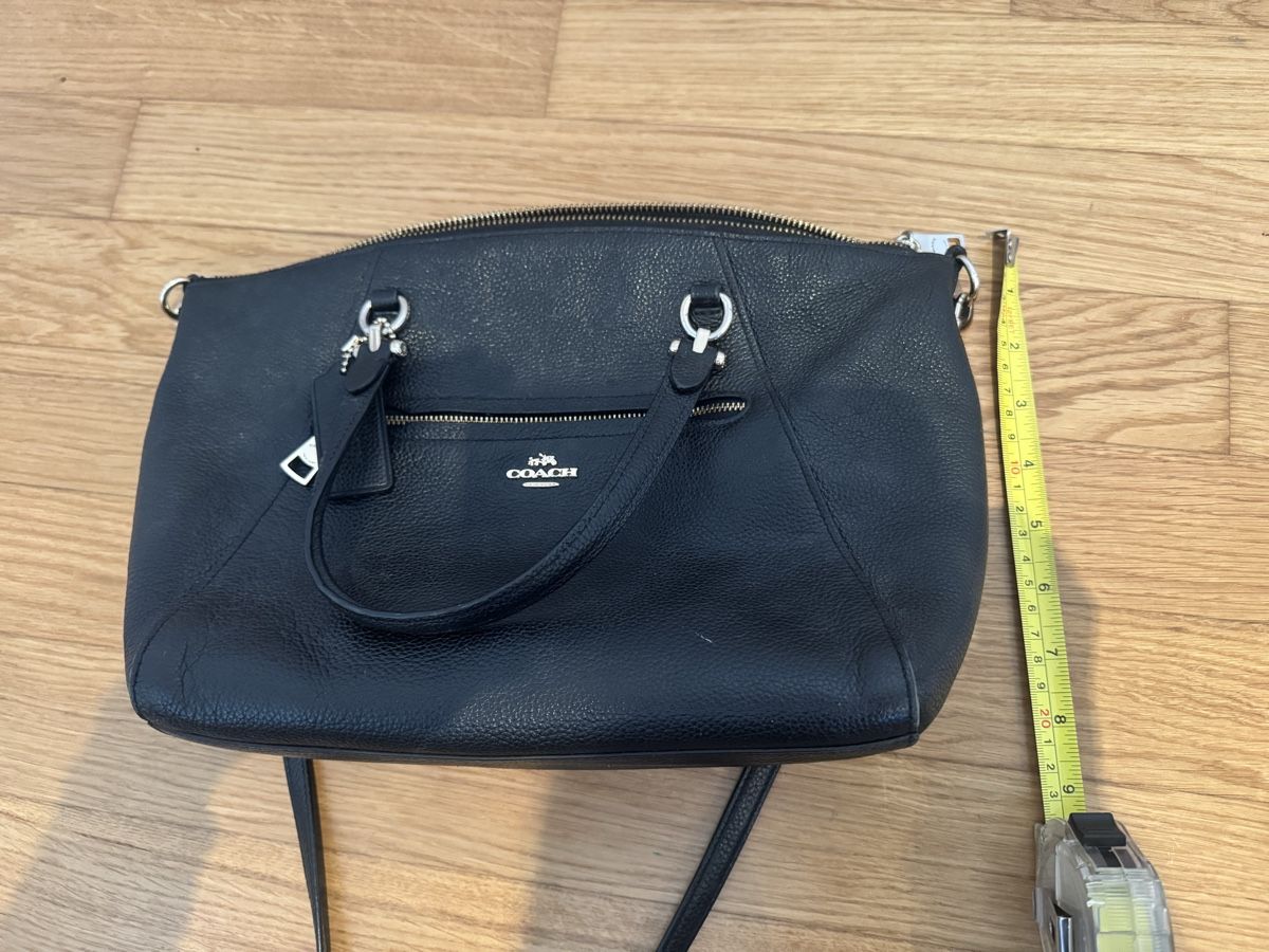 Coach Borse da donna: Coach Black Leather Handbag with Strap - Great Condition – Usato da Küsnacht ZH venduto da lia_lf7y 9