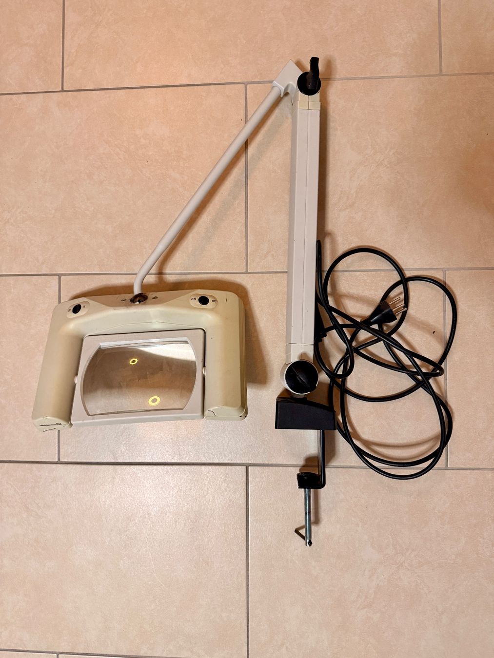 Lampade: Lupenlampe Waldmann SNL 319 – Usato da Wetzikon ZH venduto da kembo6 4