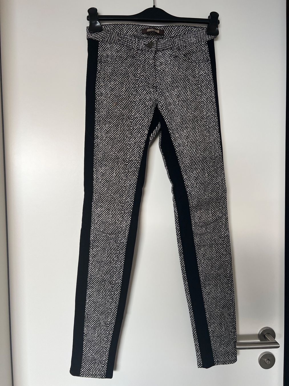 Roberto Cavalli Pantaloni: Roberto Cavalli Hose – Usato da Vaduz venduto da zoe_wym6