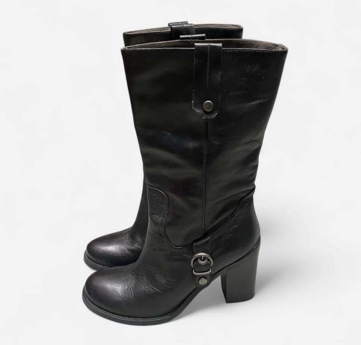 Scarpe da donna: Schwarze Lederstiefel, Grösse 39 – Usato da Watt venduto da Ene.kro 6