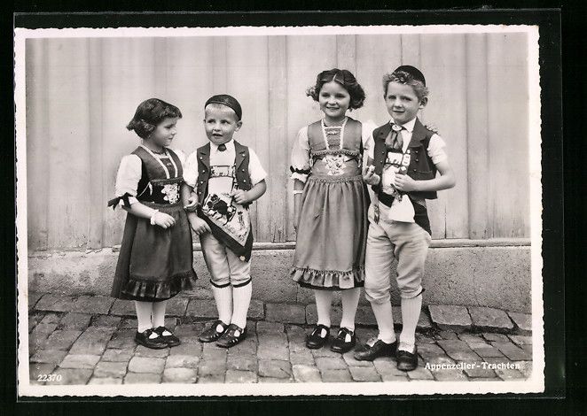 Cartoline postali: AK Kinder in Appenzeller-Trachten – Usato da Berlin venduto da bartko-reher