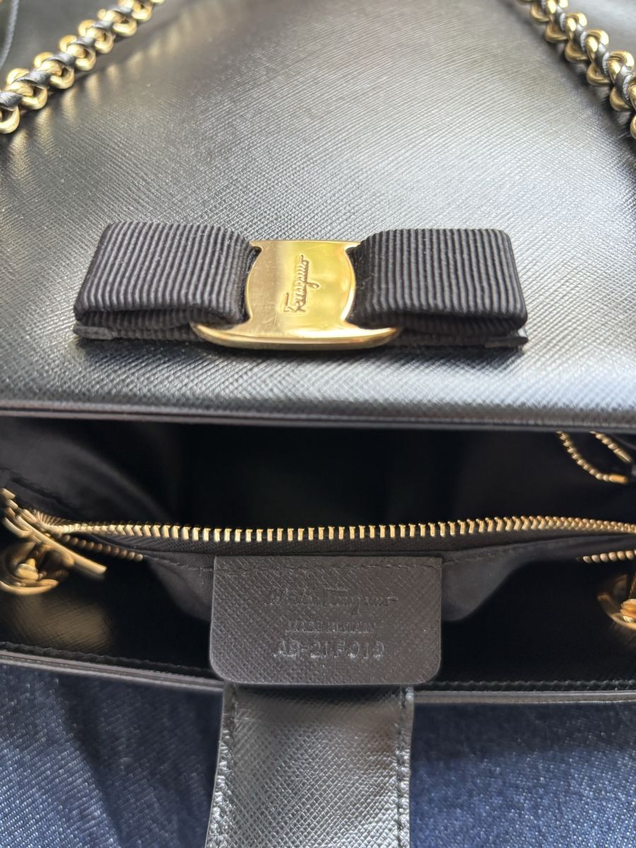 Salvatore Ferragamo Taschen für Damen: Salvatore Ferragamo Tasche – Neu (gemäss Beschreibung) aus Uster von dan_n69f 5