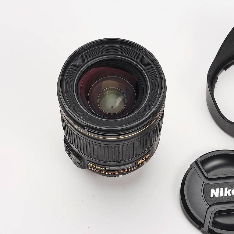 Nikon Obiettivi: Nikon AF-S 28mm 1.8G – Usato da La Chaux-de-Fonds venduto da Holga120 1