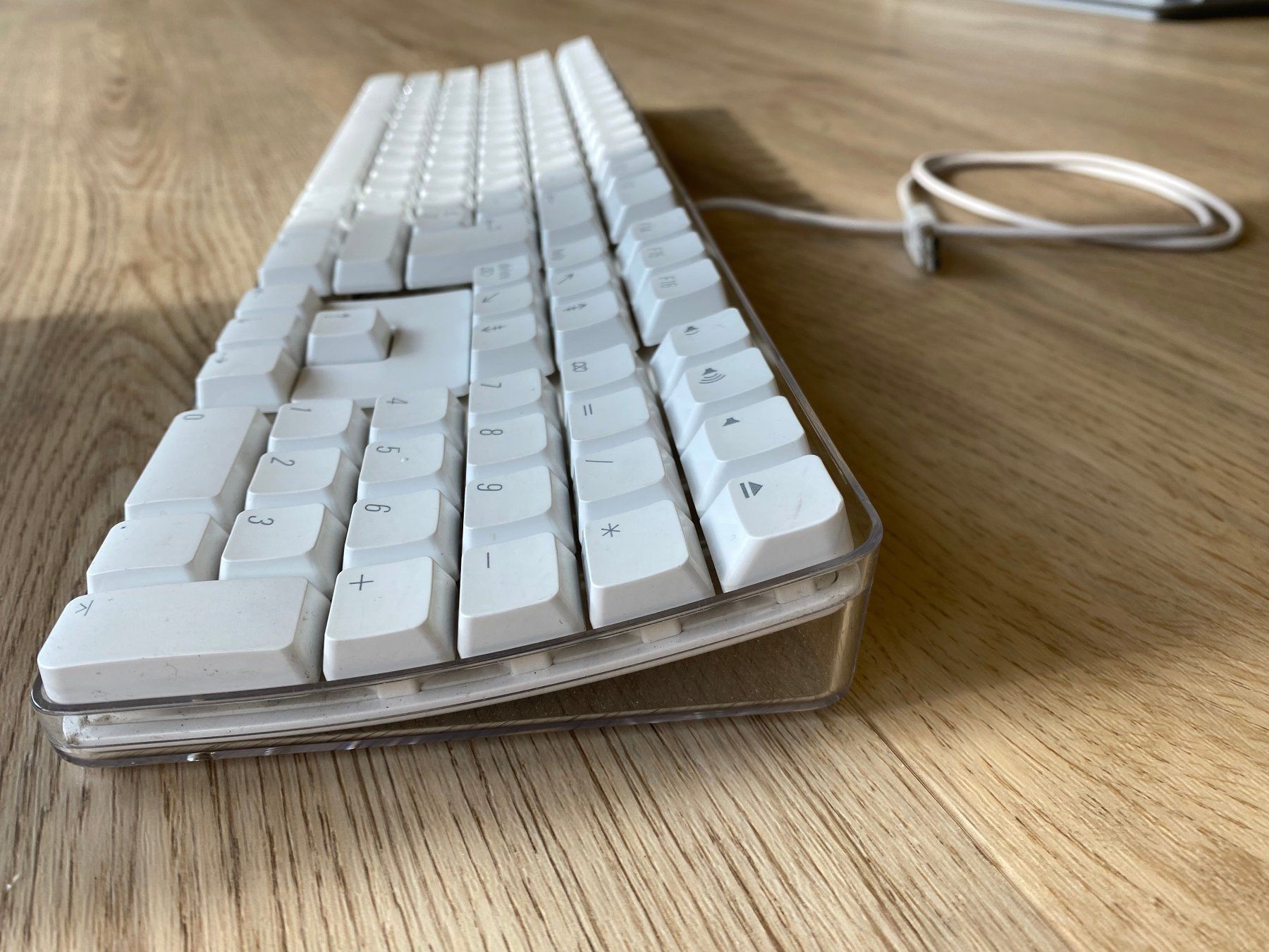 Tastiere: Apple Keyboard A1048 Retro Macintosh iMac G4 Power Mac – Usato da Wetzikon ZH venduto da BackToRetro 9