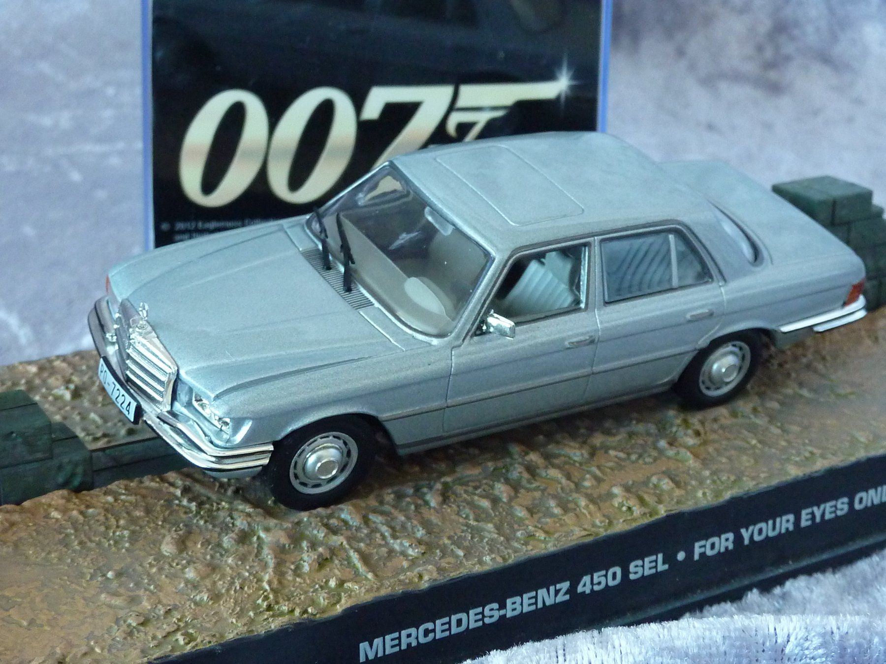 Mercedes-Benz Modellini d'auto: Mercedes 450 SEL W116  1:43 – Nuovo e nell'imballaggio originale da Dürrenäsch venduto da modellautos4you