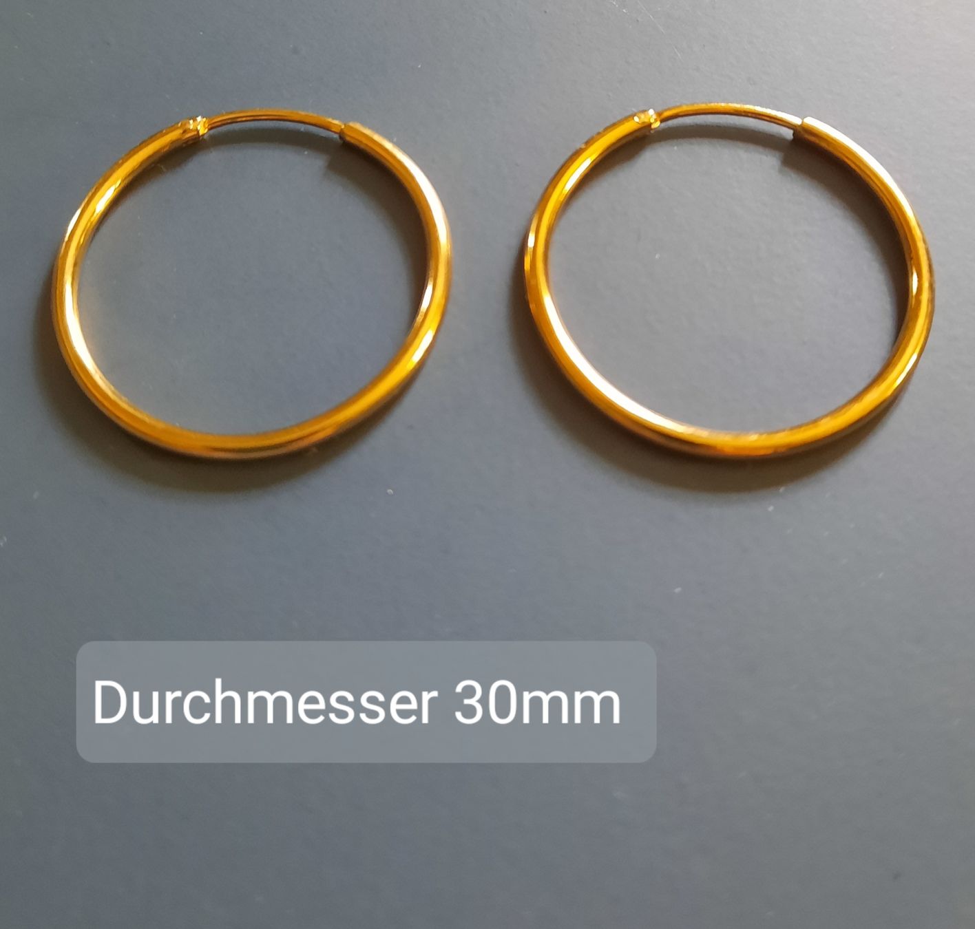 Ohrringe & -stecker: Ohrringe Creolen goldfarbig 30mm – Neu (gemäss Beschreibung) aus Uster von sista-esta
