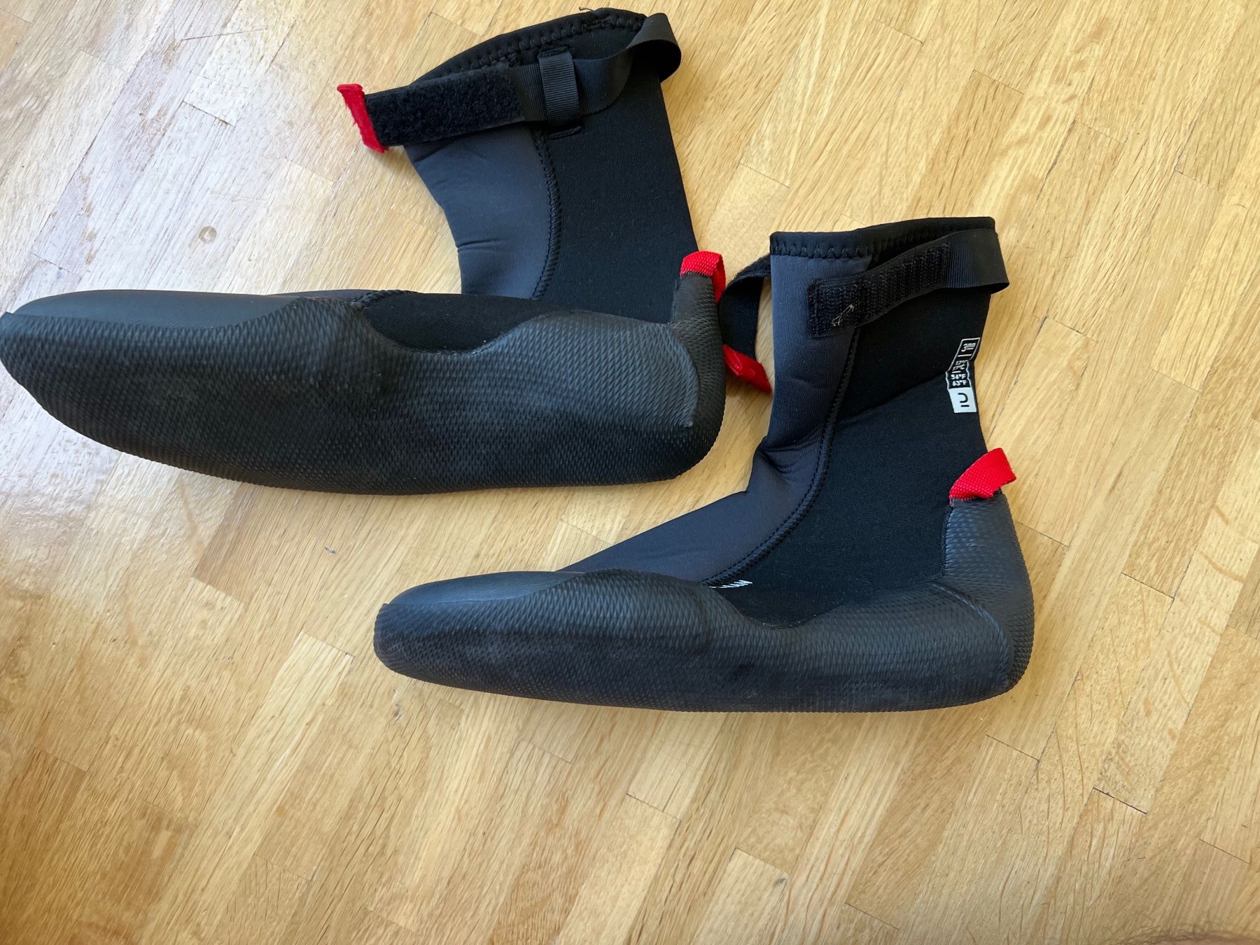 Scarpe per ragazzi: Surfschuhe Kinder – Usato da Zürich venduto da luc70