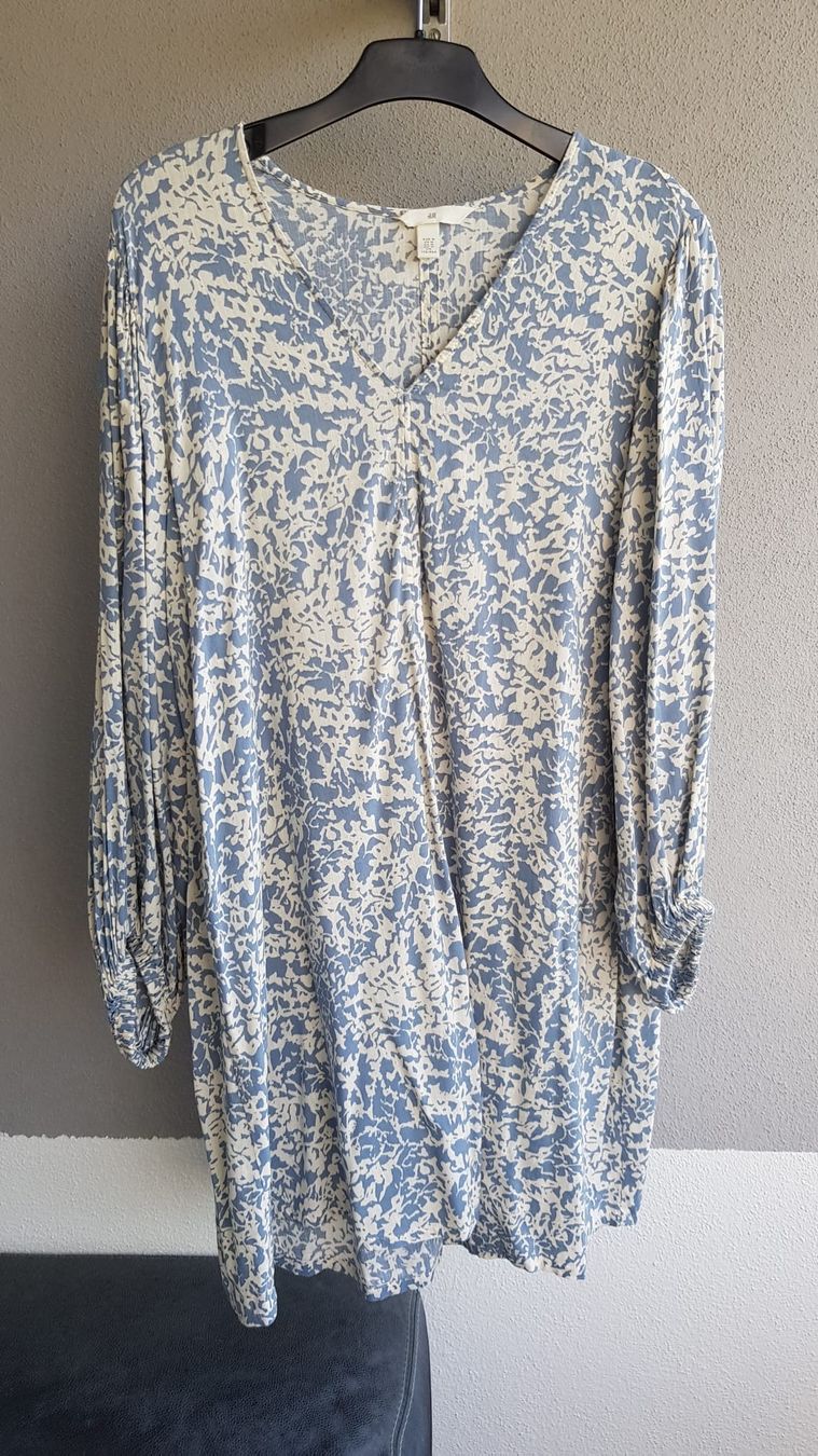 H&M Vestiti: Robe H&M imprimée bleue et blanche taille L – Nuovo e nell'imballaggio originale da Versoix venduto da aline_b
