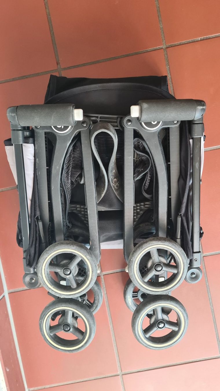 Accessori per carrozzine: Kinderwagen (klappbar)  GB Pockit – Usato da Oberwil BL venduto da joo_s57p 3