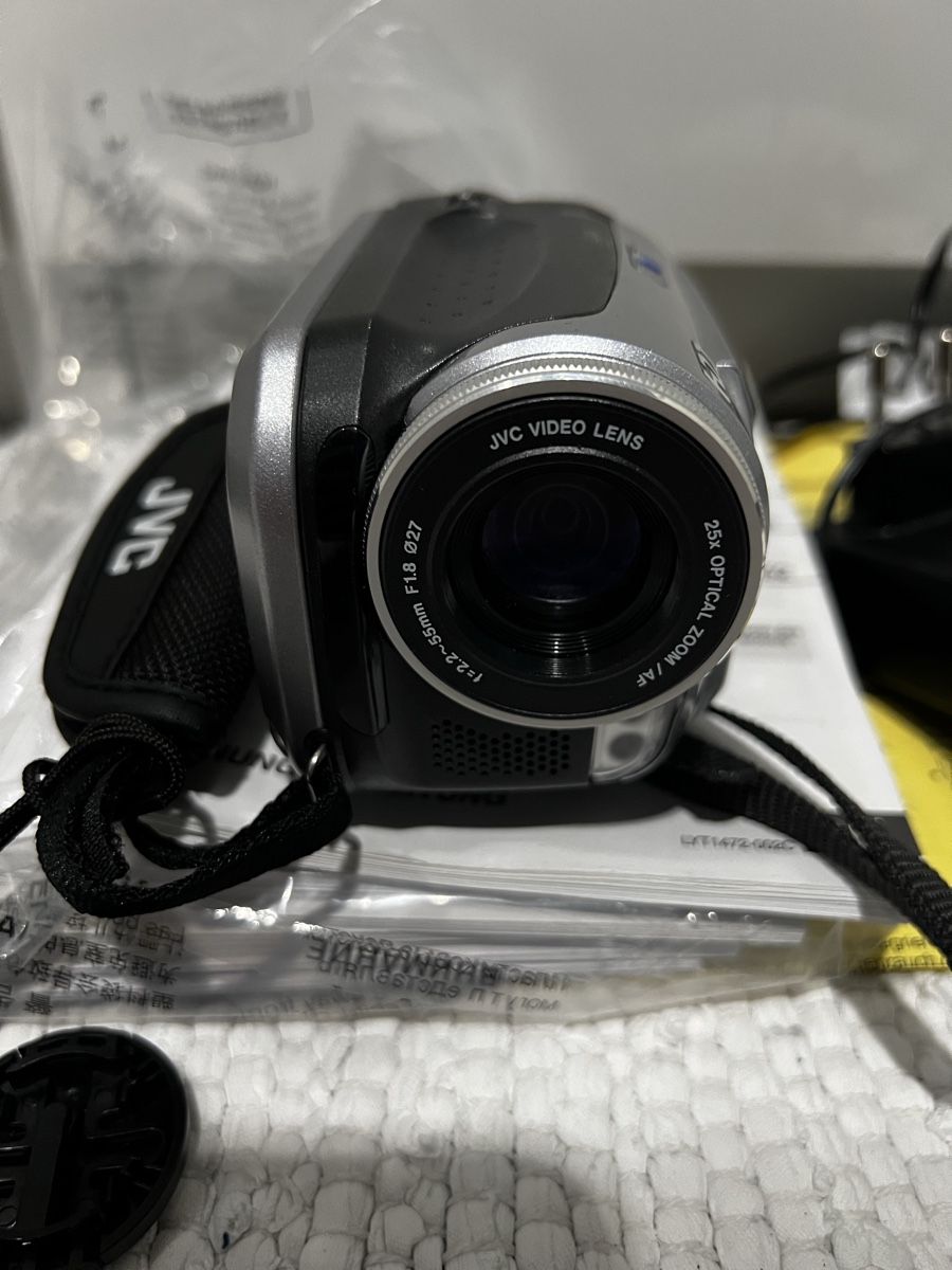 JVC Videocamere: JVC Everio GZ-MG20E Camcorder – Difettoso da Unterkulm venduto da Sita013 3