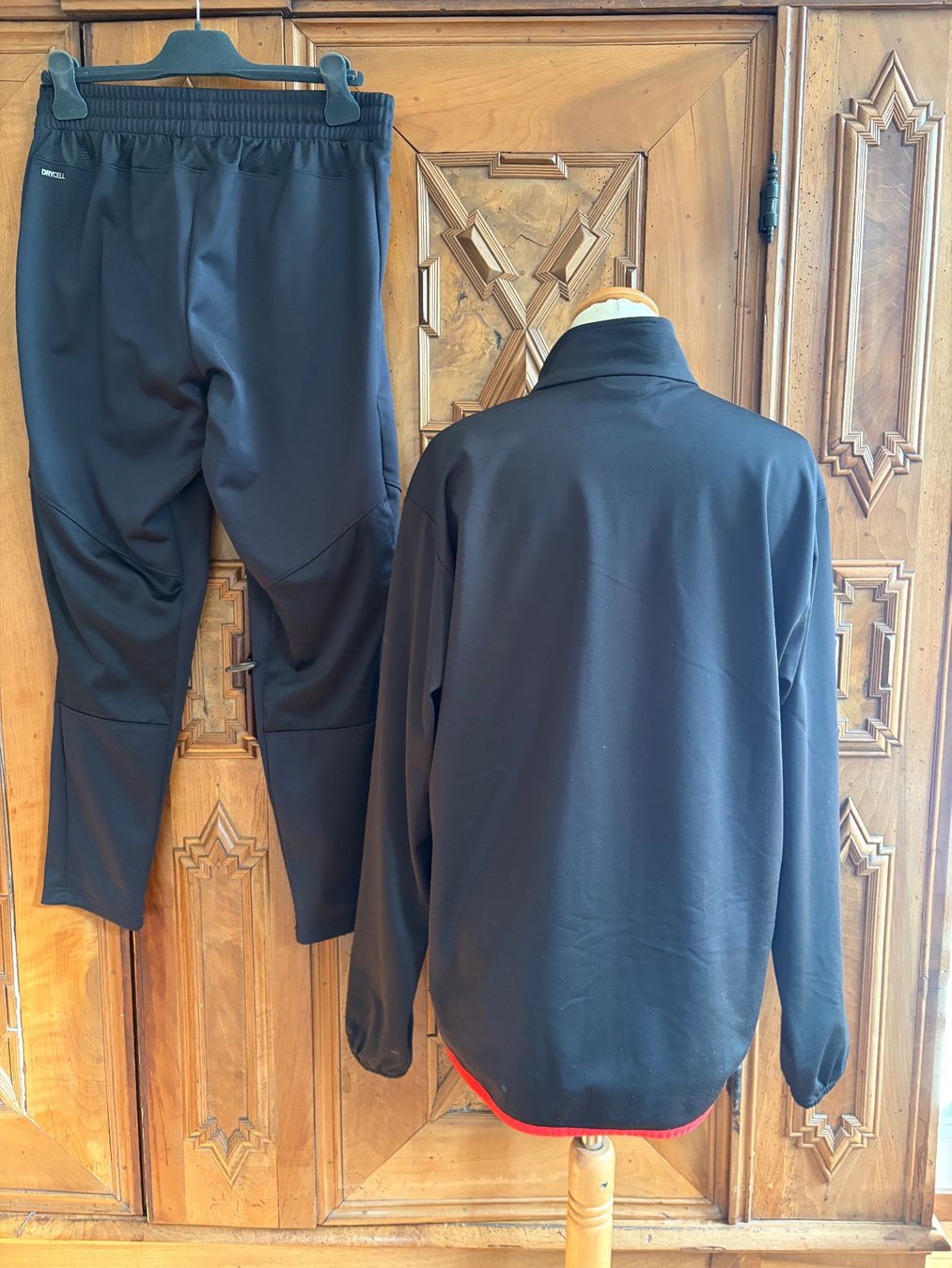Puma Lotti di vestiti: PUMA  Set /  Pullover + Hose /  SPORTSWEAR  Größe: M – Usato da Interlaken venduto da Bona55 3