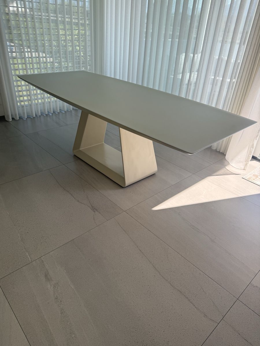 Tables: Esstisch – D'occasion à Uznach par erfan01