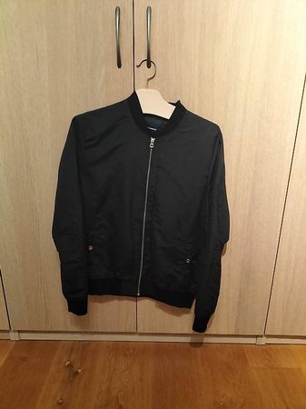 Jacke schwarz