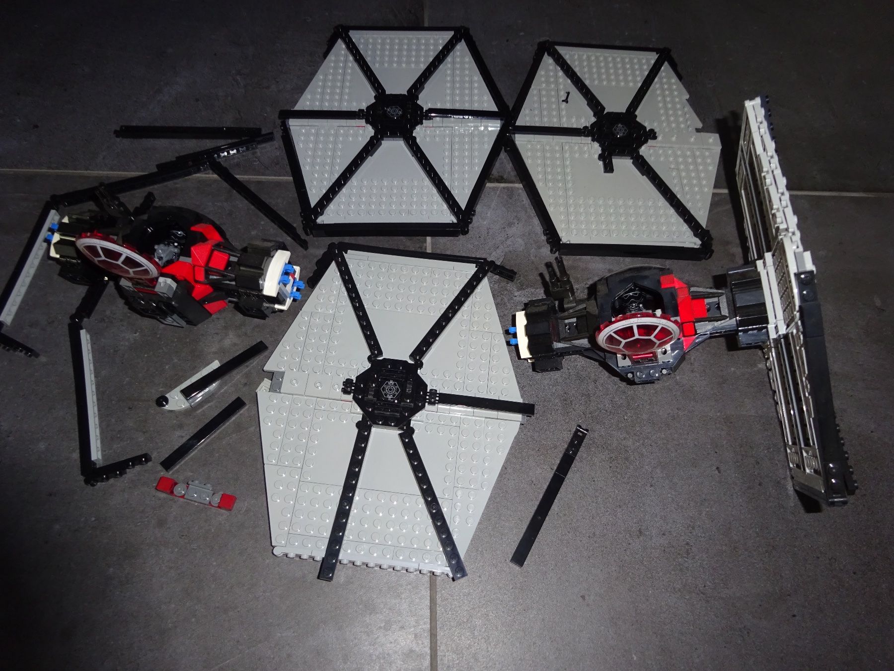 Lego Kit di costruzioni: lego star wars tie fighter – Usato da Sierre venduto da sud_fg5q