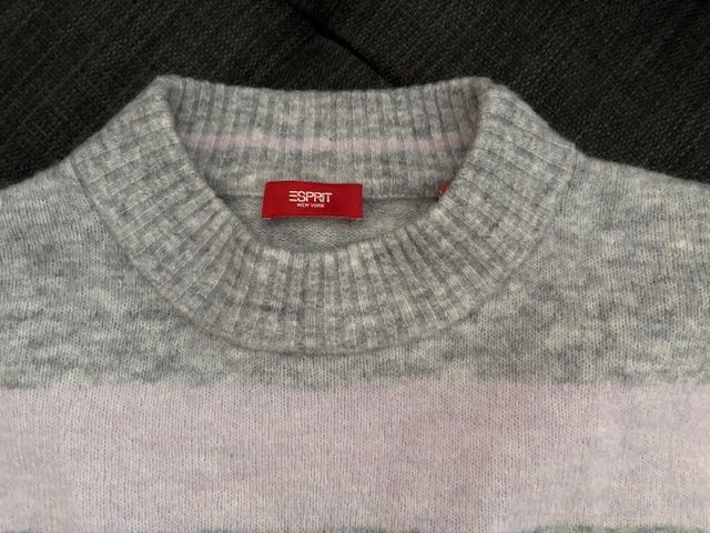 Esprit Pulls & Sweat-shirts: Pullover, Esprit, Dame, hellgrau- rosa, Gr. M – D'occasion à Uster par sanura01 2