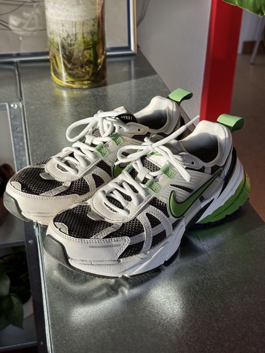 Nike Scarpe da uomo: Nike Sneaker size 39 - Green White - like new – Nuovo (secondo la descrizione) da Effretikon venduto da expiredrice
