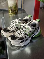 Nike Sneaker size 39 - Green White - like new