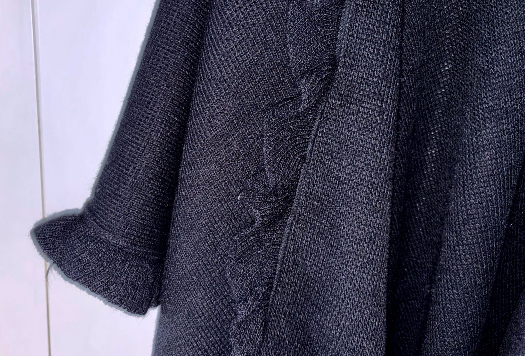 H&M Altro in Moda donna: Schwarzer Cape, feiner Wollstoff gemischt – Usato da Oberrieden venduto da pet_n2c2 1