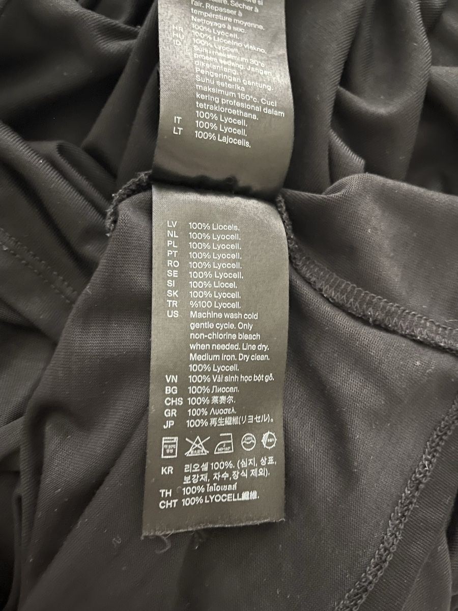 Cos Top: Top COS schwarz, Grösse L – Usato da Mauren venduto da toppiloppi 4