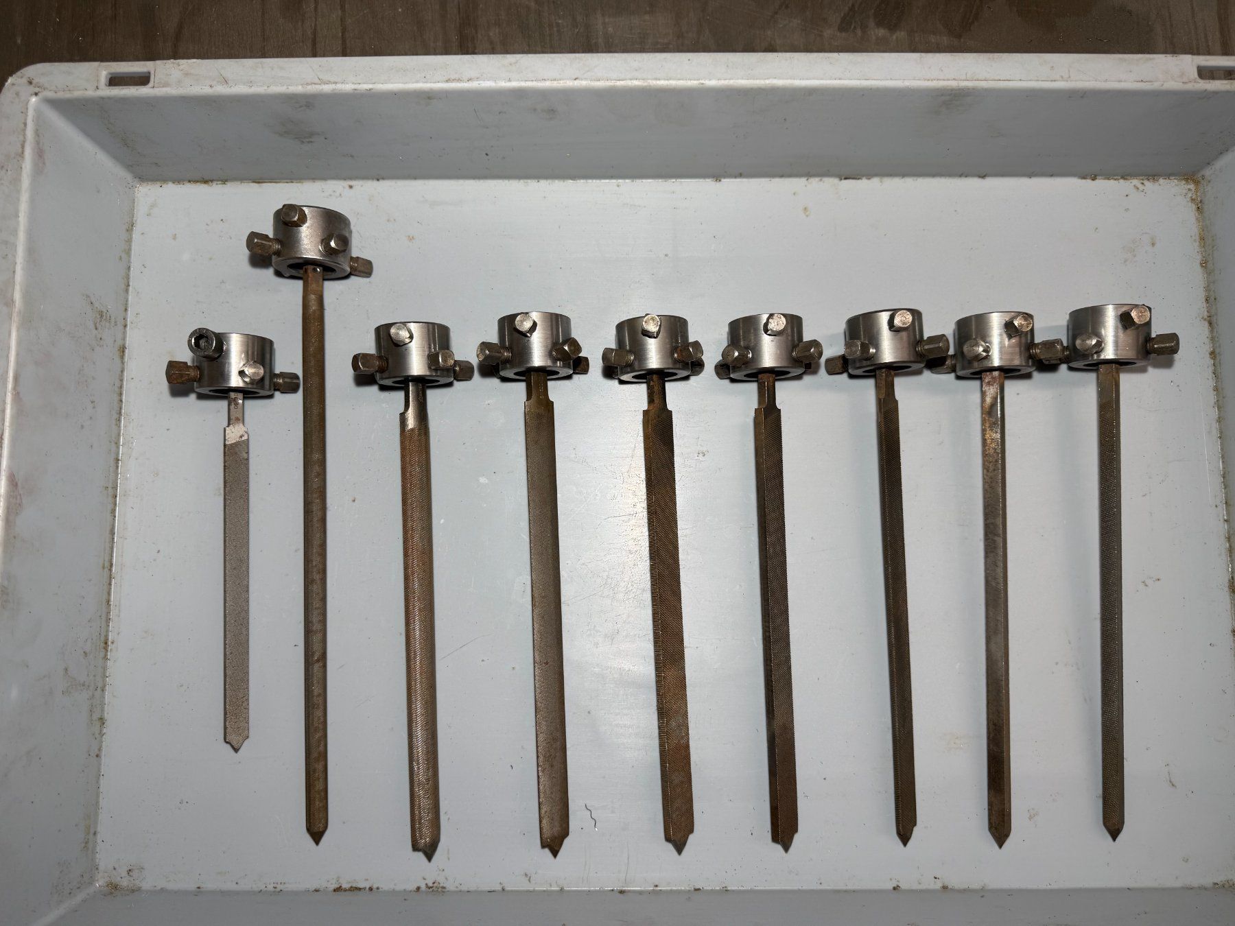 Tutte le macchine: Feilmaschine Arthur Huster Werdau – Usato da Boswil venduto da ABLagerBoswil 5