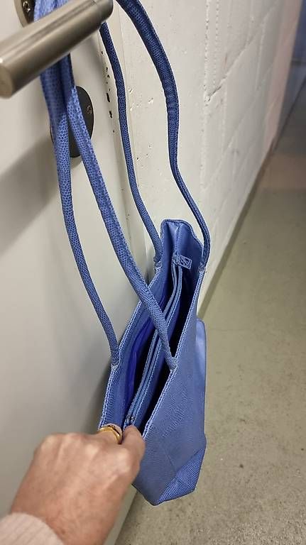 Borse da donna: Damen Schulter Tasche – Usato da Neuenkirch venduto da tip_wp7s 1