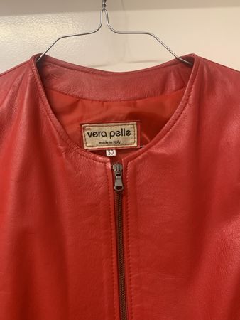 Damen Lederjacke Vera Pelle rot Grösse 38 neuwertig