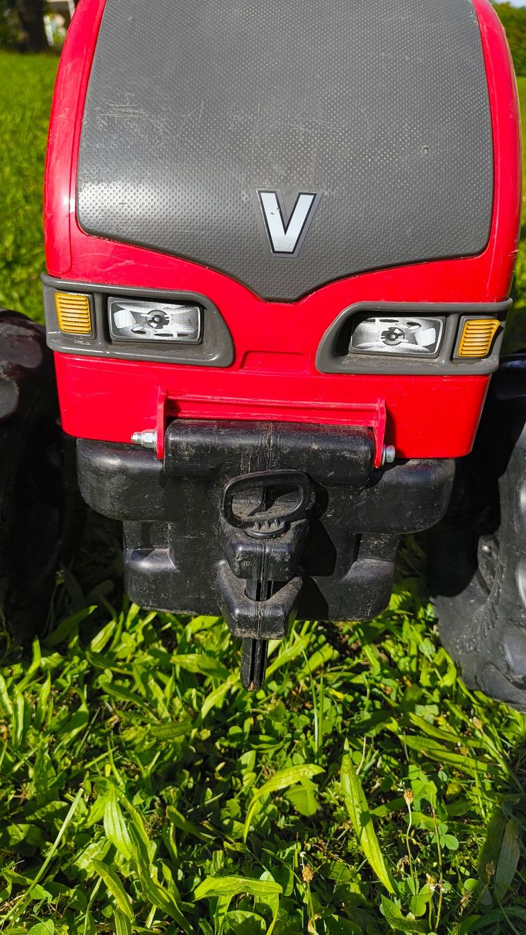 Rolly Toys Fahrzeuge für Kinder: Valtra Trettraktor rot gebraucht rolly toys – Gebraucht aus Stein AG von fri_vpb8 2