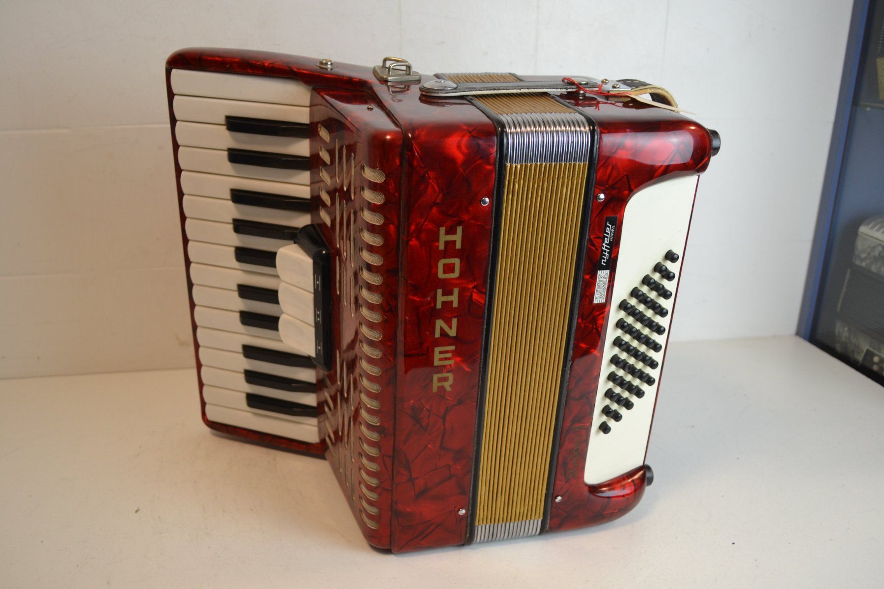Hohner Musikinstrumente: Akkordeon chromatisch Hohner Studiosa II – Gebraucht aus Zürich von Brockito 7