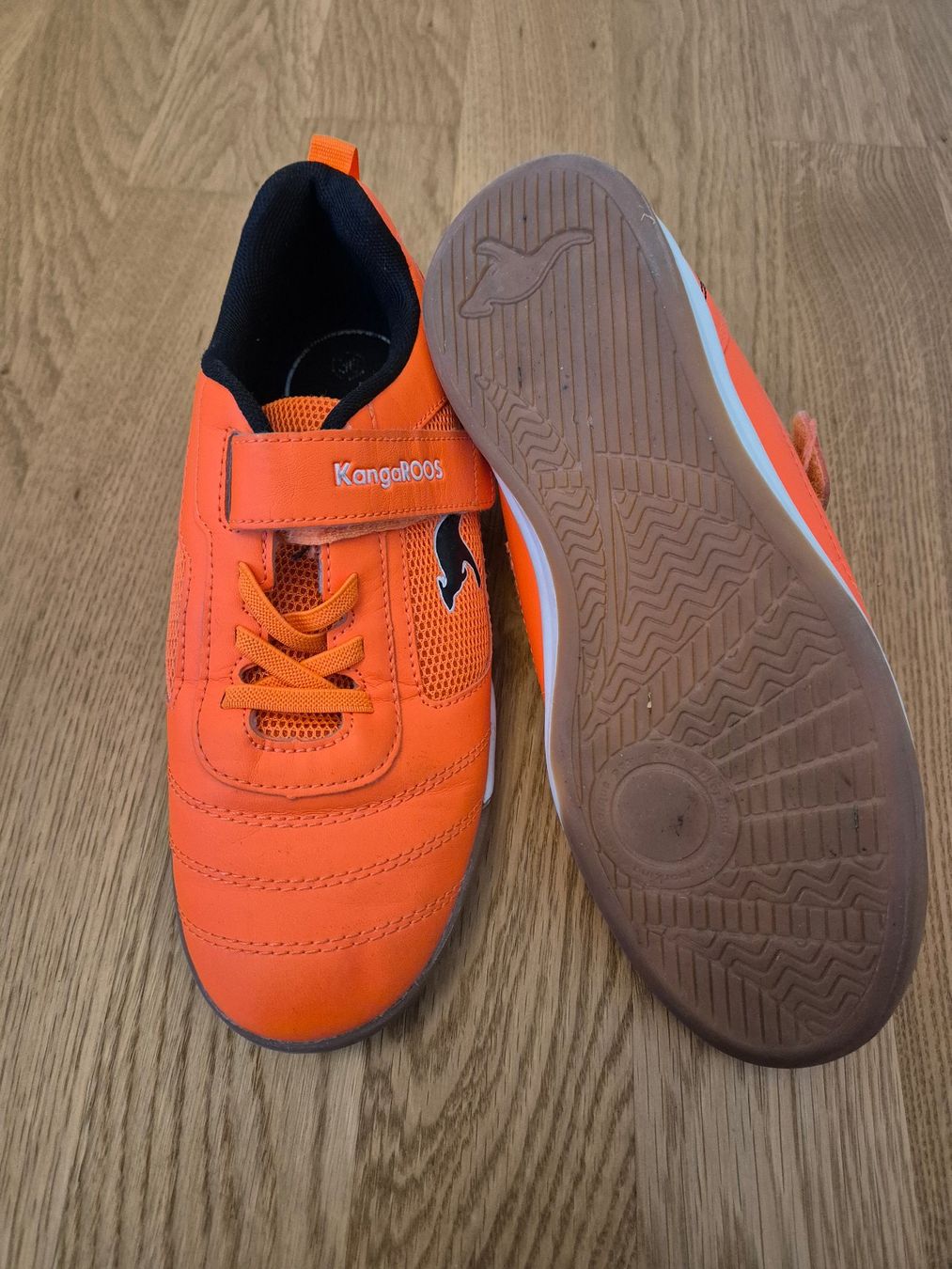 Scarpe da uomo: KangaROOS Hallenschuhe Gr. 36 – Usato da Zürich venduto da Benibas 1