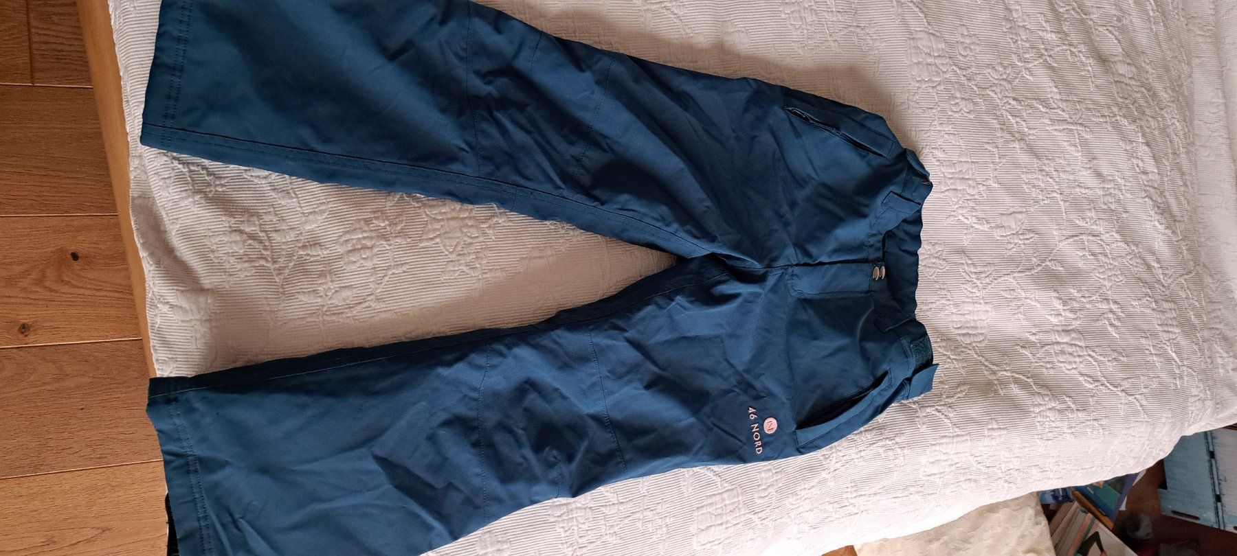 46 Nord Hosen: Skihose 46 Nord – Gebraucht aus Umiken von Appstro