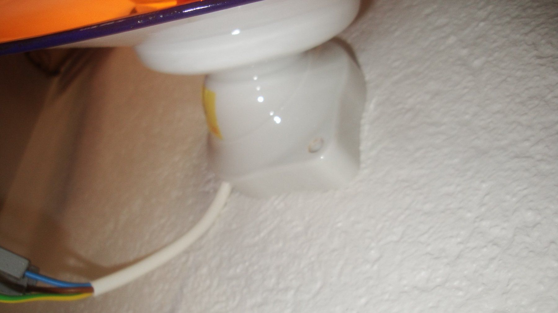 Lampade: Kellerlampe mit Emaillierter Lampenschirm – Usato da Zürich venduto da Paykan 5