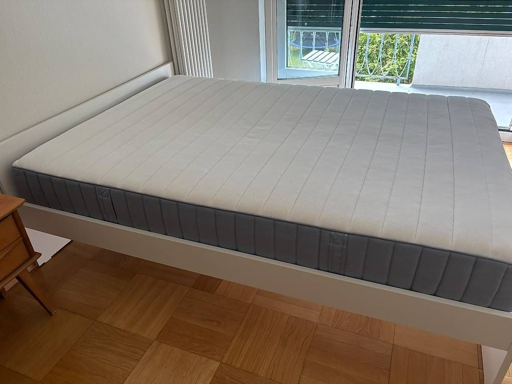 Ikea Letti: Lit Ikea VIHALS et matelas – Usato da Allschwil venduto da jos_9jdf