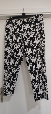 Pantalon noir et blanc