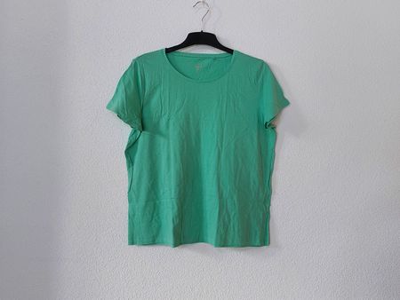 Grünes T-Shirt von C&A, Grösse XL, Top Zustand!