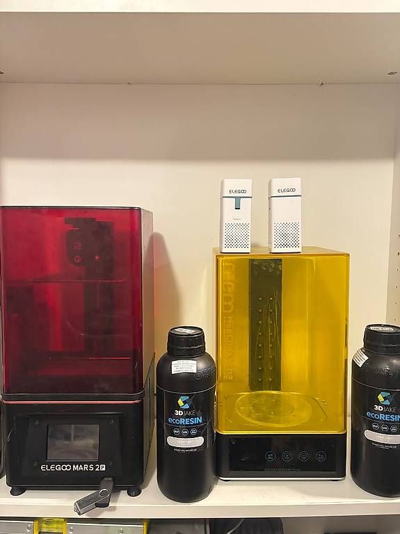 Elegoo Stampanti 3D: 3D Drucker Elegoo Mars 2 Pro und Mercury Plus Station – Usato da Trogen venduto da Rico-Mittelholzer 1